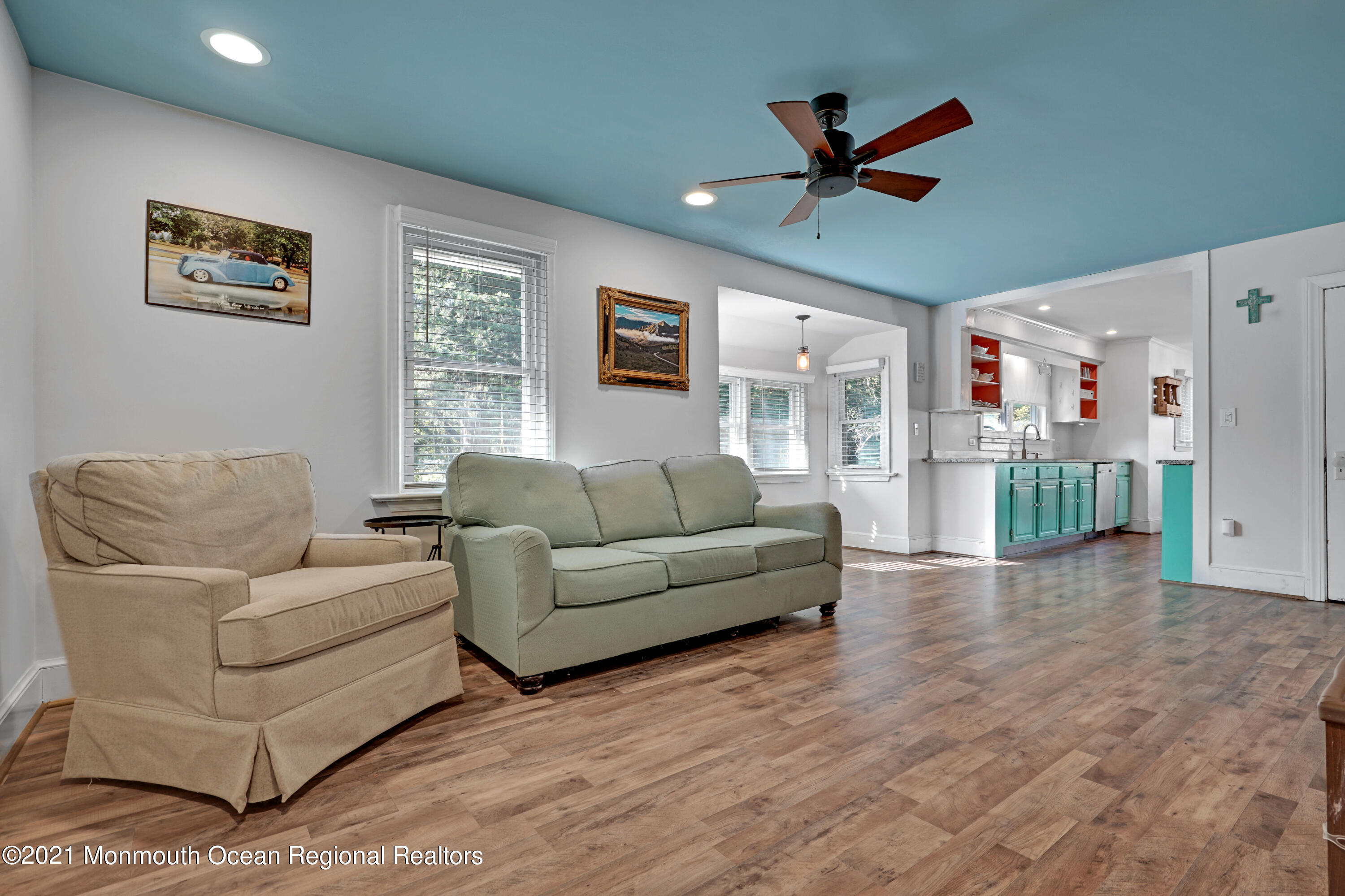 346 Cherry Quay Road Brick, NJ 08723 - Photo 6 of 27 a living room with furniture and a ceiling fan