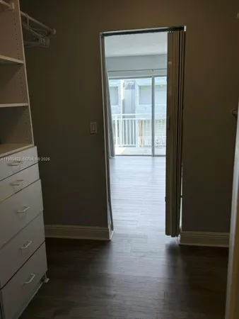 $2,000 | 9365 Fontainebleau Boulevard, Unit E228, Miami, FL 33172