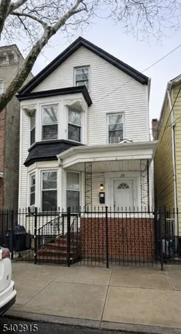 $489,999 | 25 Rowland Street, Newark, NJ 07104