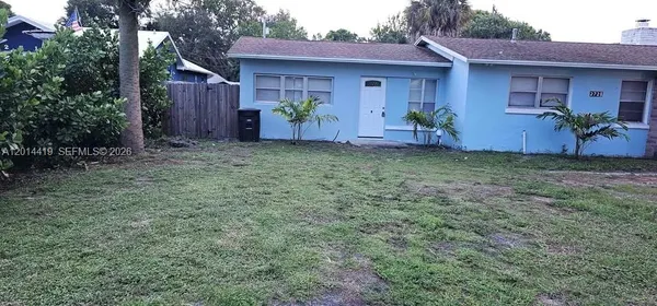 $2,100 | 2728 Sunrise Boulevard, Fort Pierce, FL 34982