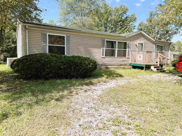 $78,250 | 1160 Southeast 5th Street, Linton, IN 47441