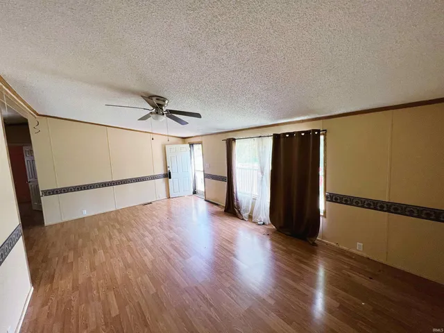 $78,250 | 1160 Southeast 5th Street, Linton, IN 47441