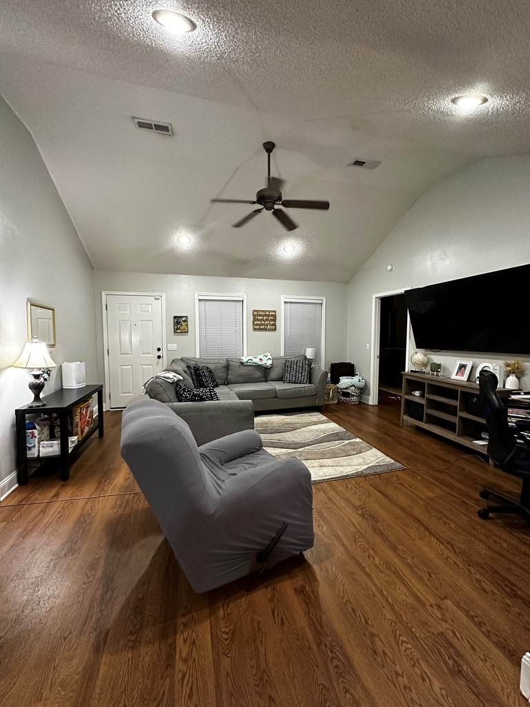 900 Perry Boulevard Sumter, SC 29154 - Photo 6 of 15 Gallery Image 6