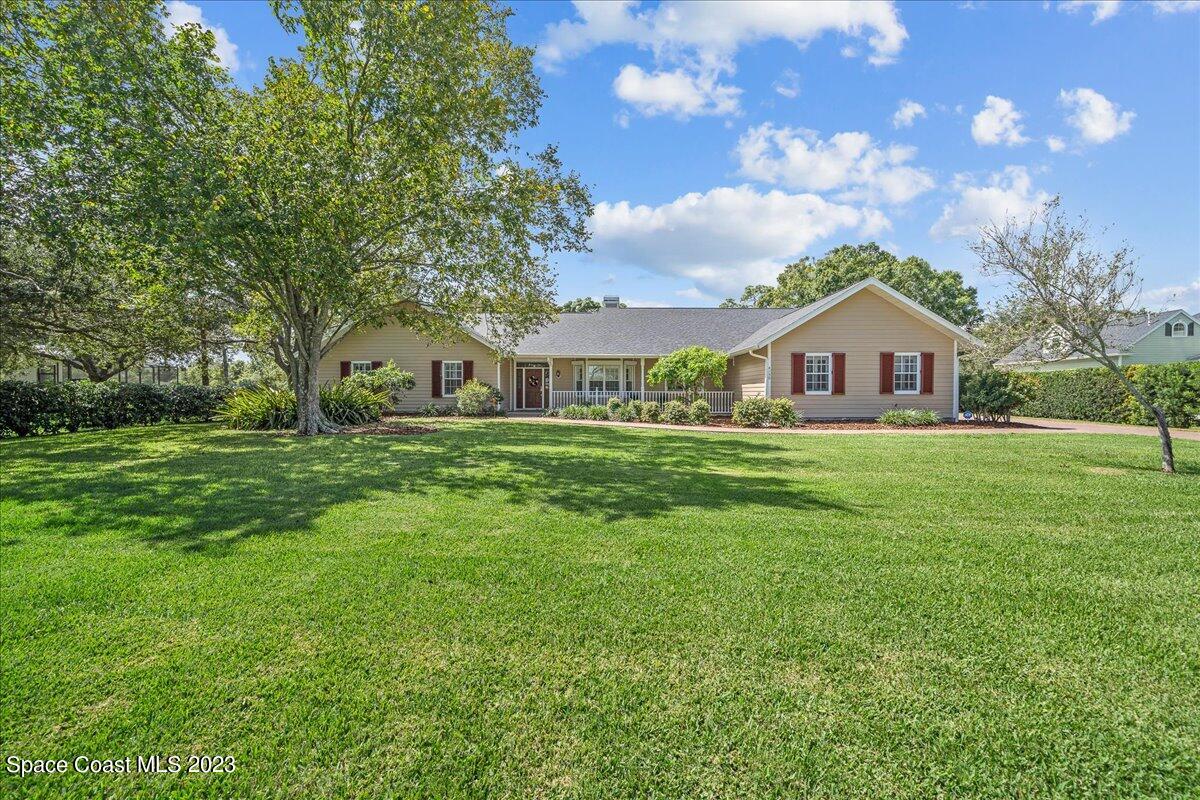 a house view with garden space