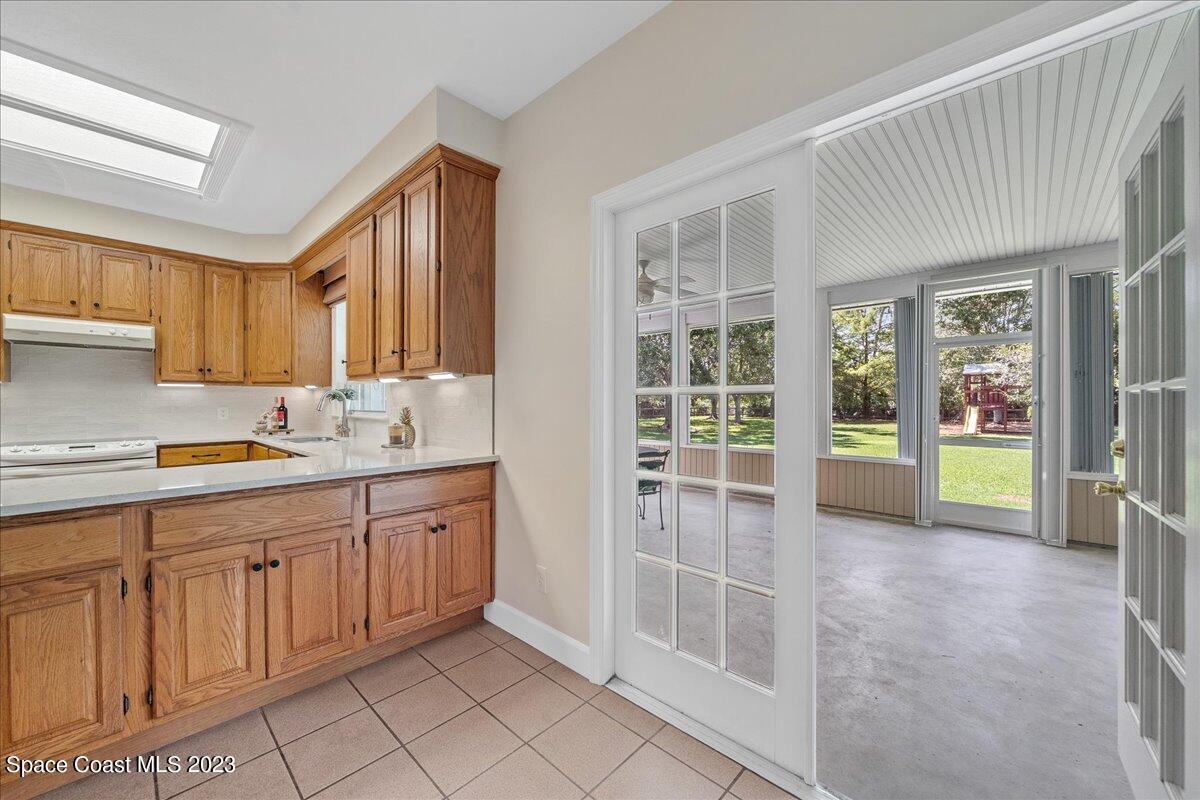 4150 Windover Way Melbourne, FL 32934 - Photo 11 of 57 Eat-In Kitchen