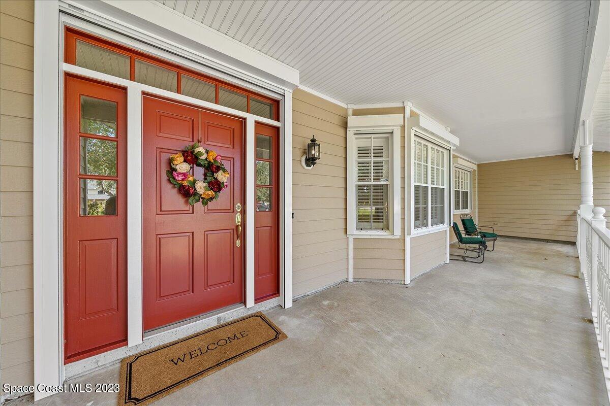 4150 Windover Way Melbourne, FL 32934 - Photo 5 of 57 a view of an empty room with a window