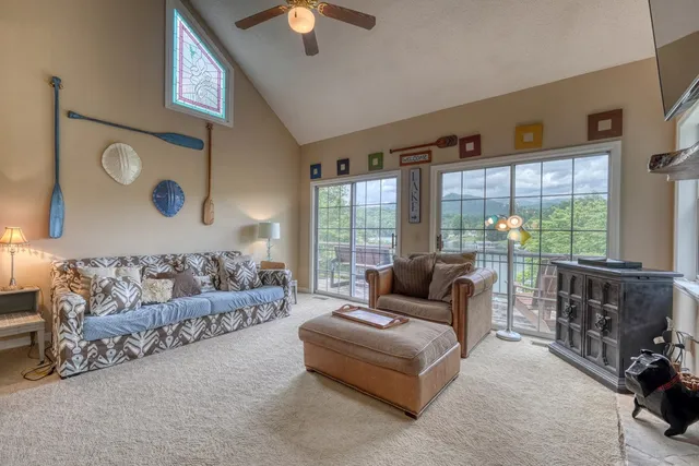 $999,000 | 197 Kilpatrick Point Drive, Hayesville, NC 28904