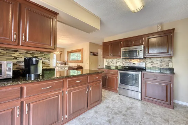 $999,000 | 197 Kilpatrick Point Drive, Hayesville, NC 28904