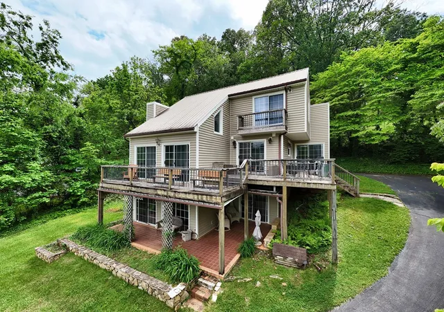 $999,000 | 197 Kilpatrick Point Drive, Hayesville, NC 28904