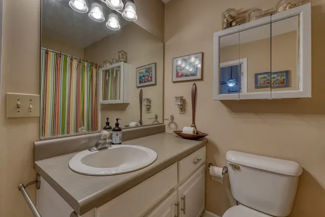 $999,000 | 197 Kilpatrick Point Drive, Hayesville, NC 28904