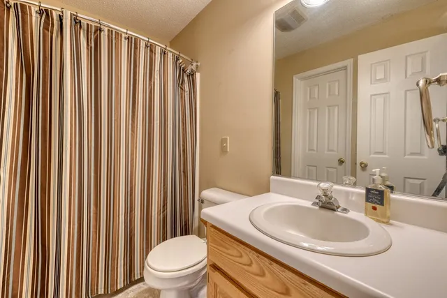 $999,000 | 197 Kilpatrick Point Drive, Hayesville, NC 28904