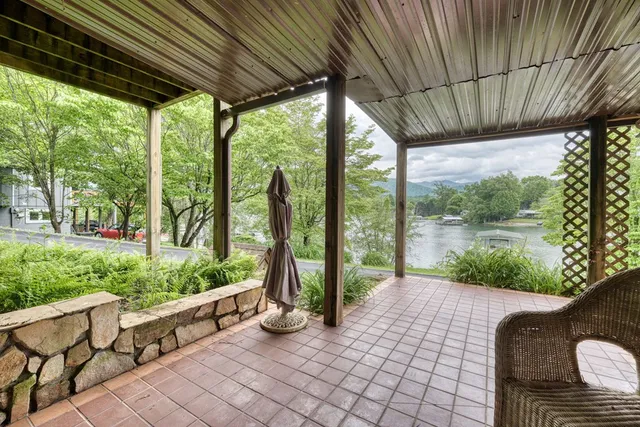 $999,000 | 197 Kilpatrick Point Drive, Hayesville, NC 28904