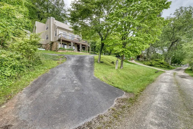 $999,000 | 197 Kilpatrick Point Drive, Hayesville, NC 28904