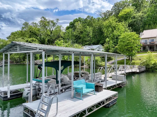 $999,000 | 197 Kilpatrick Point Drive, Hayesville, NC 28904