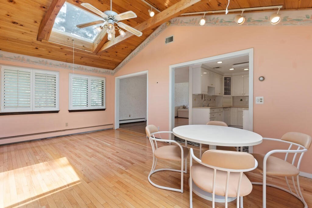 19 Arrowhead Drive Saugus, MA 01906 - Photo 15 of 31