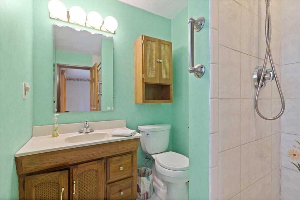 19 Arrowhead Drive Saugus, MA 01906 - Photo 18 of 31