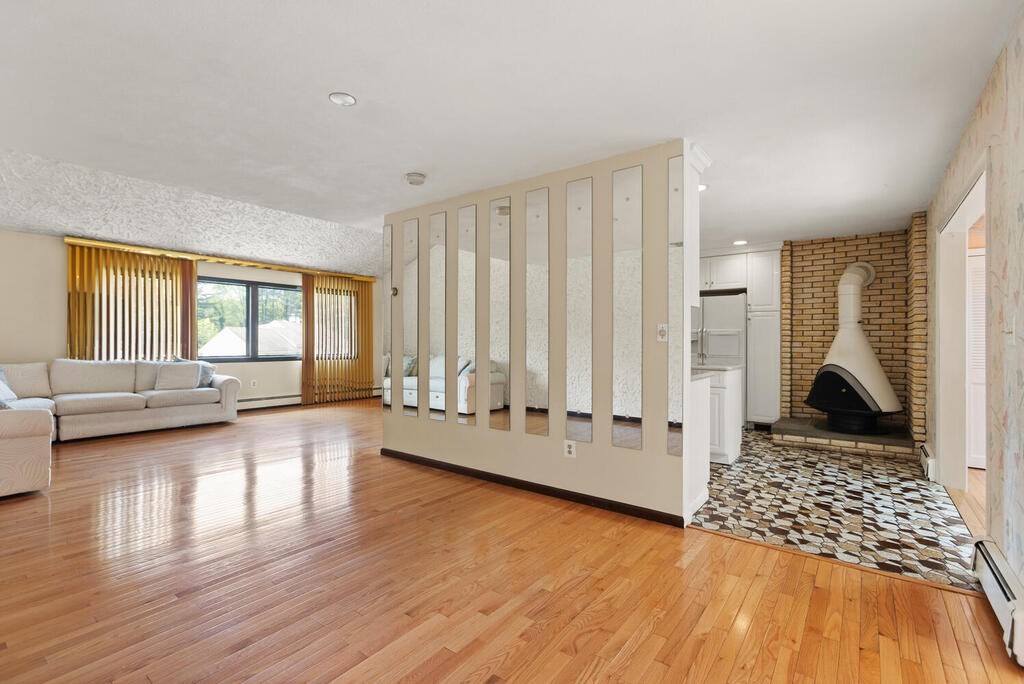 19 Arrowhead Drive Saugus, MA 01906 - Photo 9 of 31