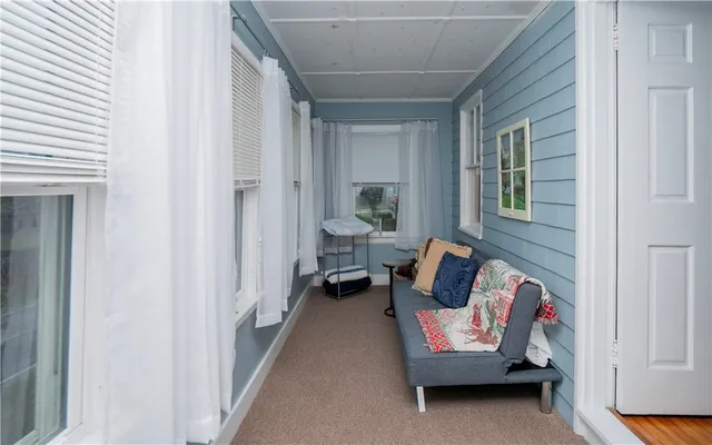 $2,200 | 196 Wolcott Avenue, Unit 2, Middletown, RI 02842