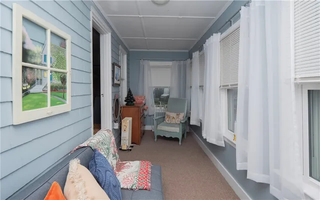 $2,200 | 196 Wolcott Avenue, Unit 2, Middletown, RI 02842