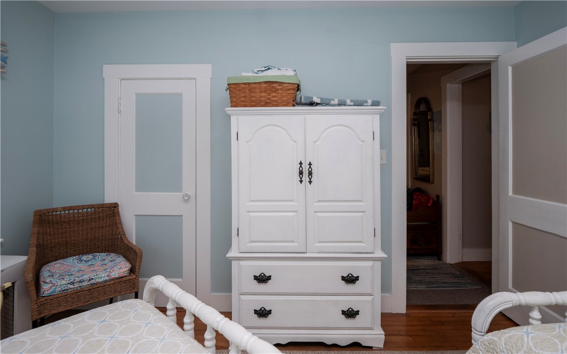 196 Wolcott Avenue, Unit 2 Middletown, RI 02842 - Photo 20 of 27