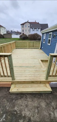 a view of a house with a big yard