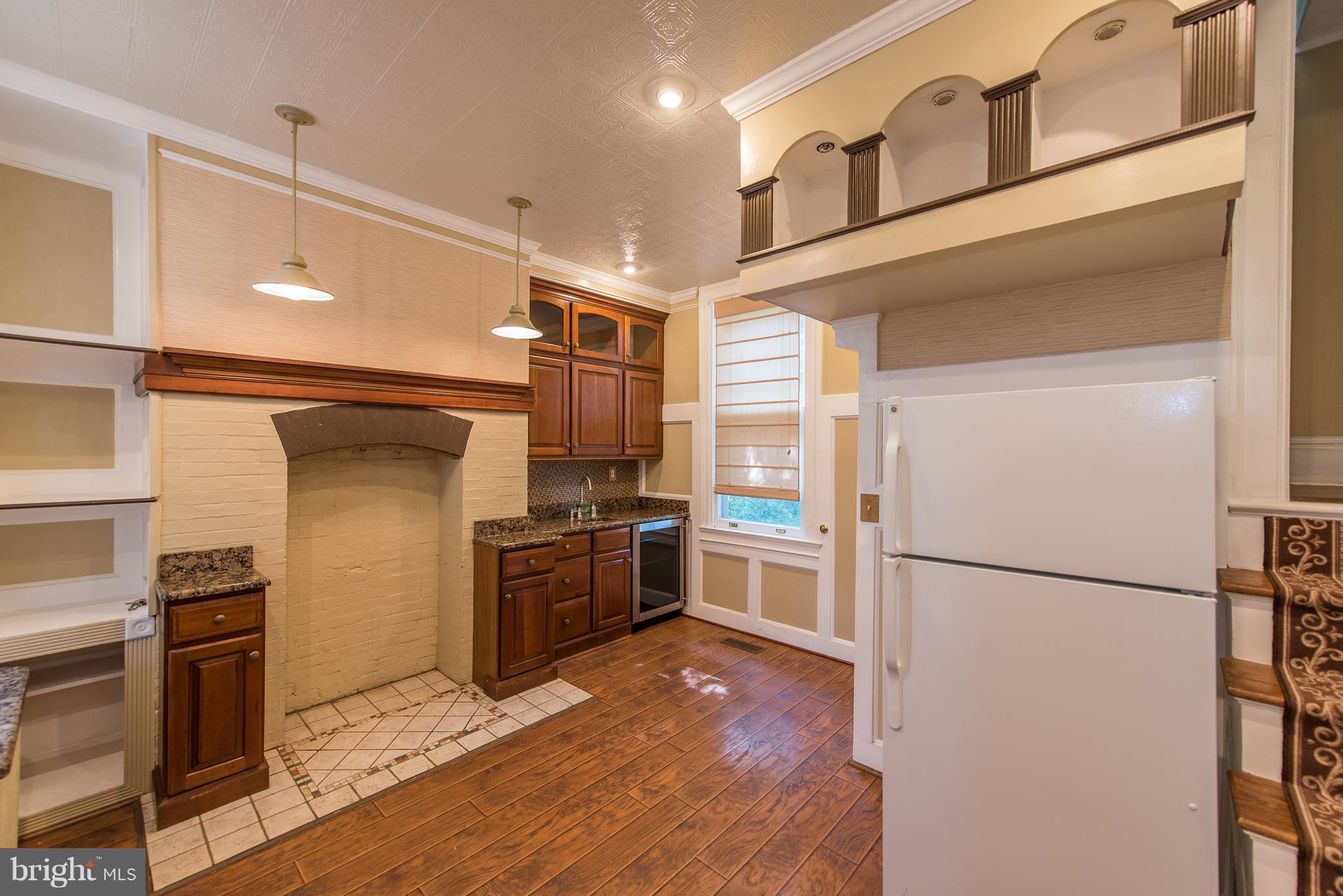4513 Roland Avenue Baltimore, MD 21210 - Photo 12 of 30 Kitchen