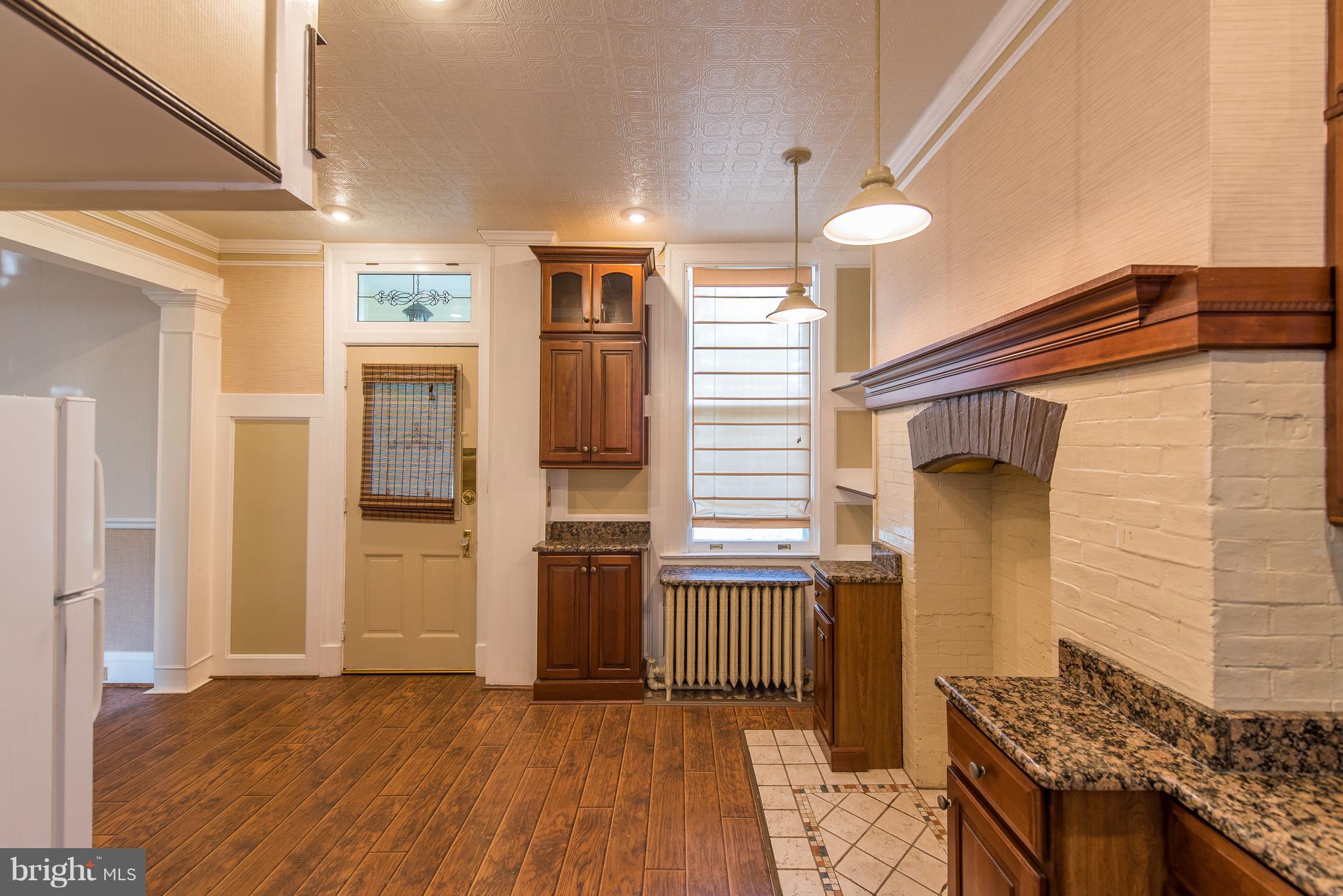 4513 Roland Avenue Baltimore, MD 21210 - Photo 13 of 30 Kitchen
