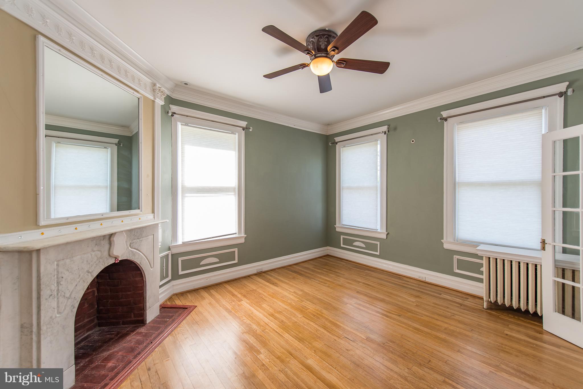 4513 Roland Avenue Baltimore, MD 21210 - Photo 15 of 30 Bedroom (Master)