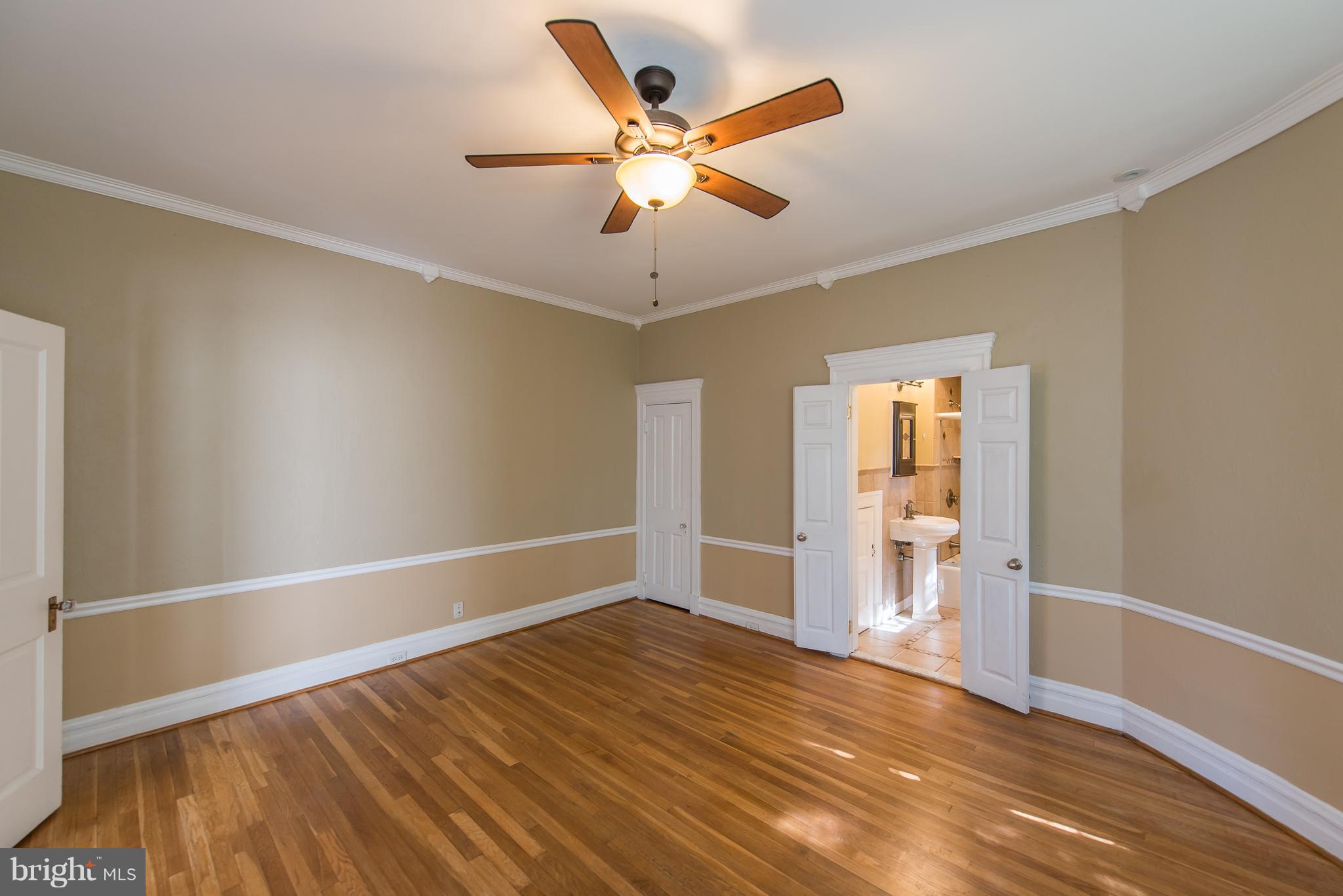 4513 Roland Avenue Baltimore, MD 21210 - Photo 19 of 30 Bedroom (Master)