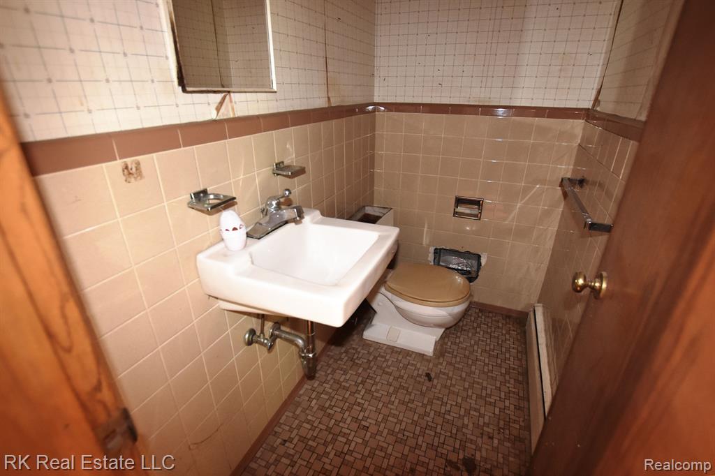 2821 West Utica Road Utica, MI 48317 - Photo 18 of 43