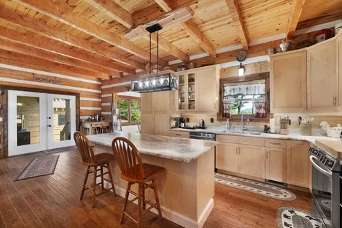 $885,000 | 179 Cessna Loop, Blue Ridge, GA 30513