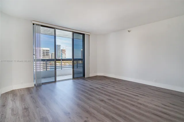 $468,000 | 3530 Mystic Pointe Drive, Unit 1513, Aventura, FL 33180