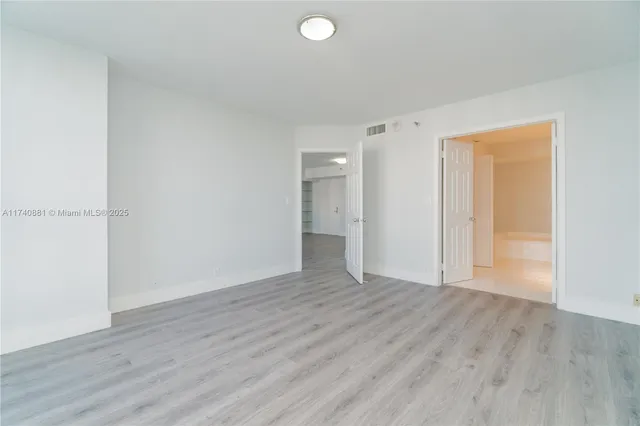 $468,000 | 3530 Mystic Pointe Drive, Unit 1513, Aventura, FL 33180