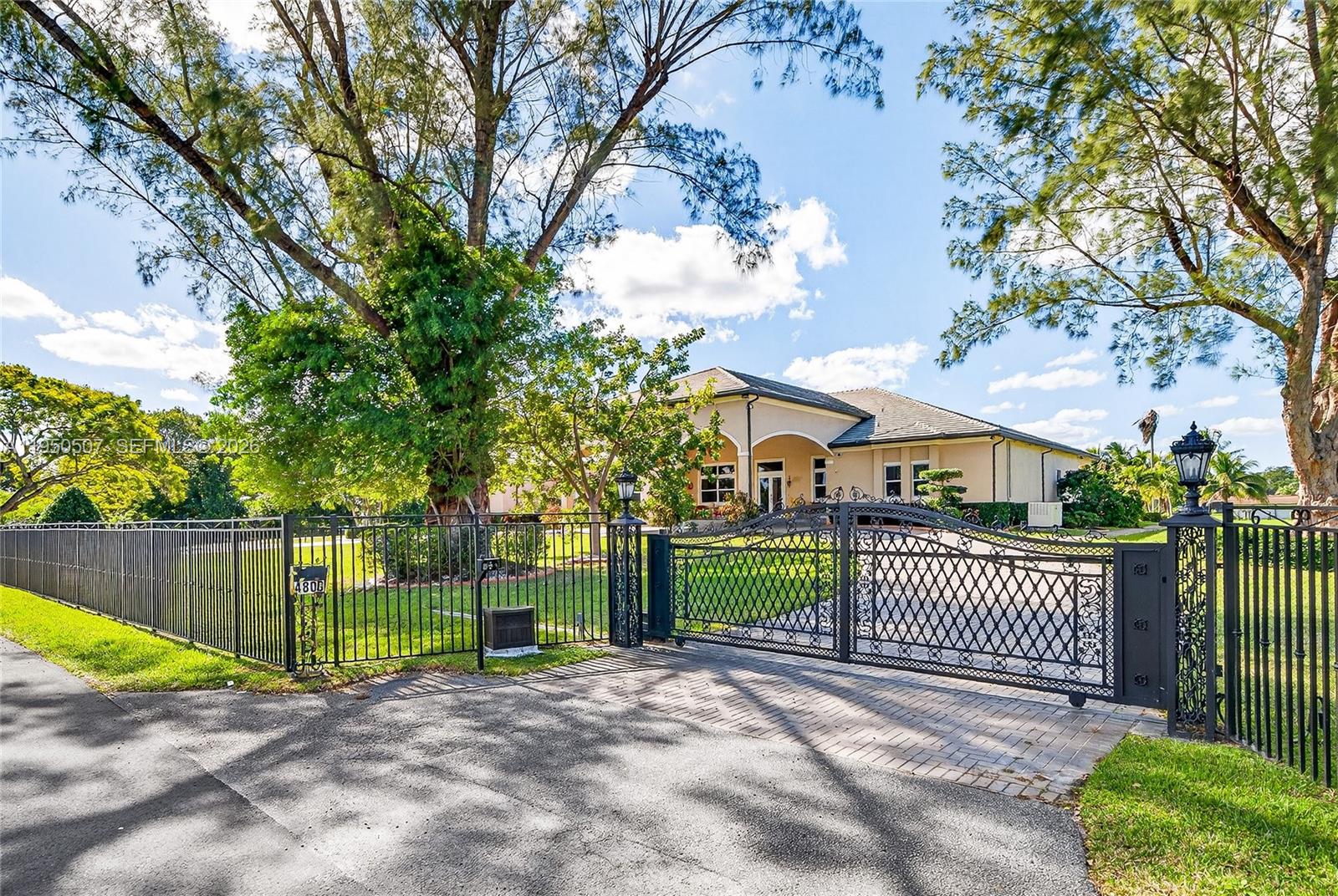 4800 Southwest 141st Avenue Miramar, FL 33027 - Photo 13 of 82