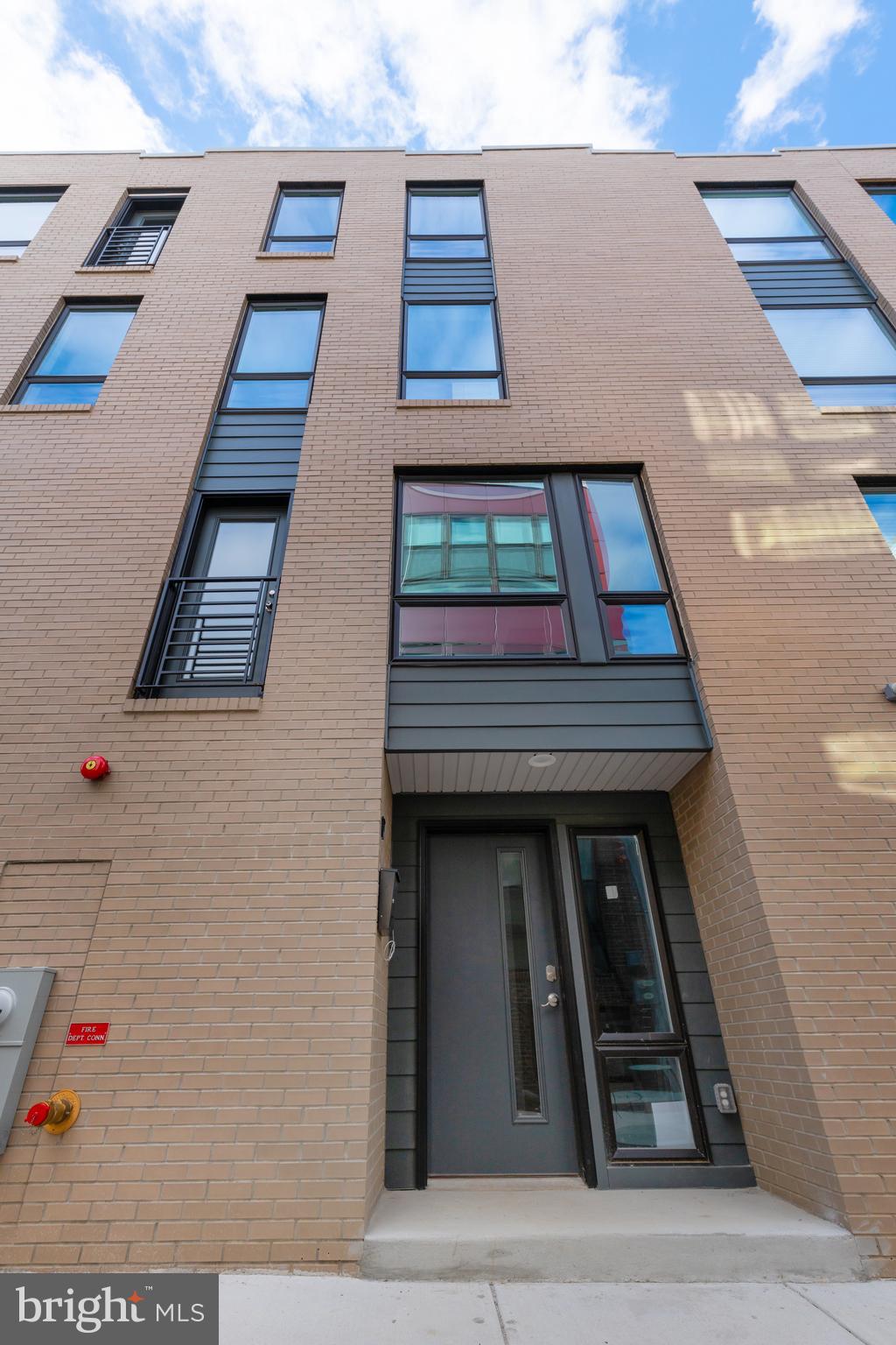 815 Perkiomen Street, Unit 17 Philadelphia, PA 19130 - Photo 11 of 39 Front Facade of Home