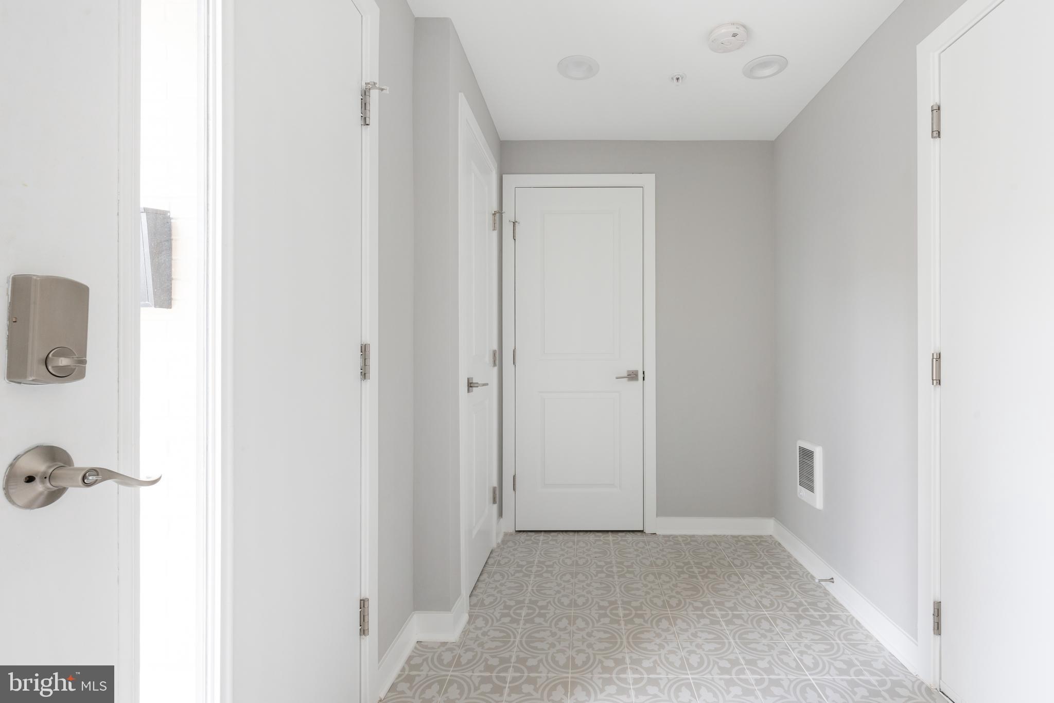 815 Perkiomen Street, Unit 17 Philadelphia, PA 19130 - Photo 20 of 39