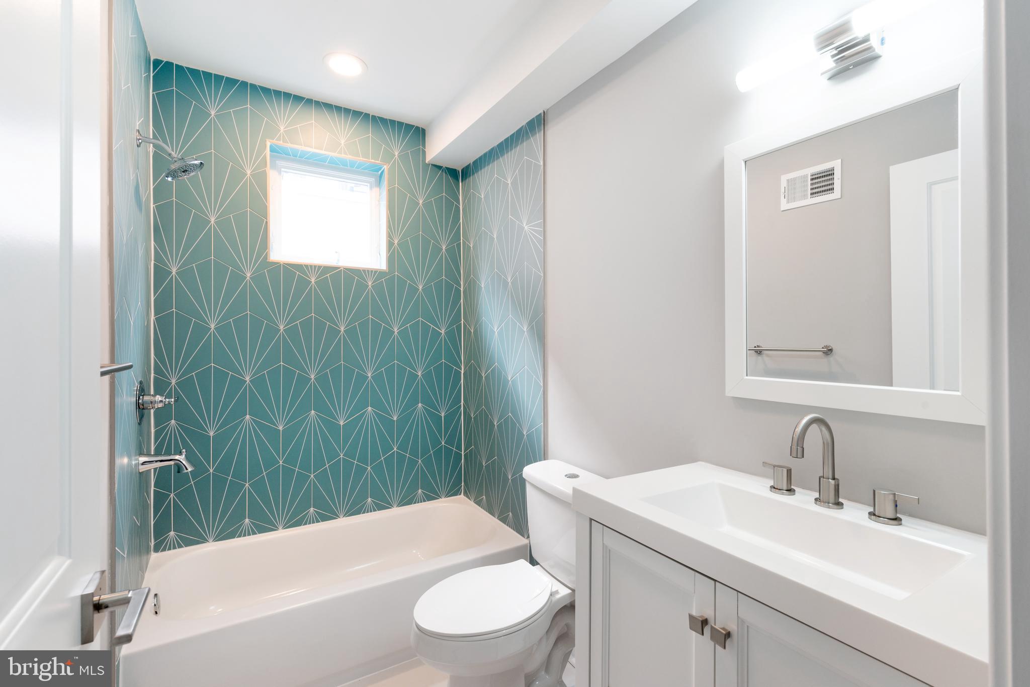 815 Perkiomen Street, Unit 17 Philadelphia, PA 19130 - Photo 23 of 39