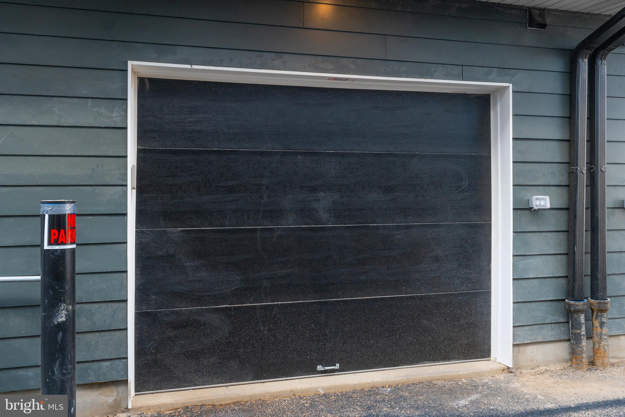 815 Perkiomen Street, Unit 17 Philadelphia, PA 19130 - Photo 39 of 39 Attached garage