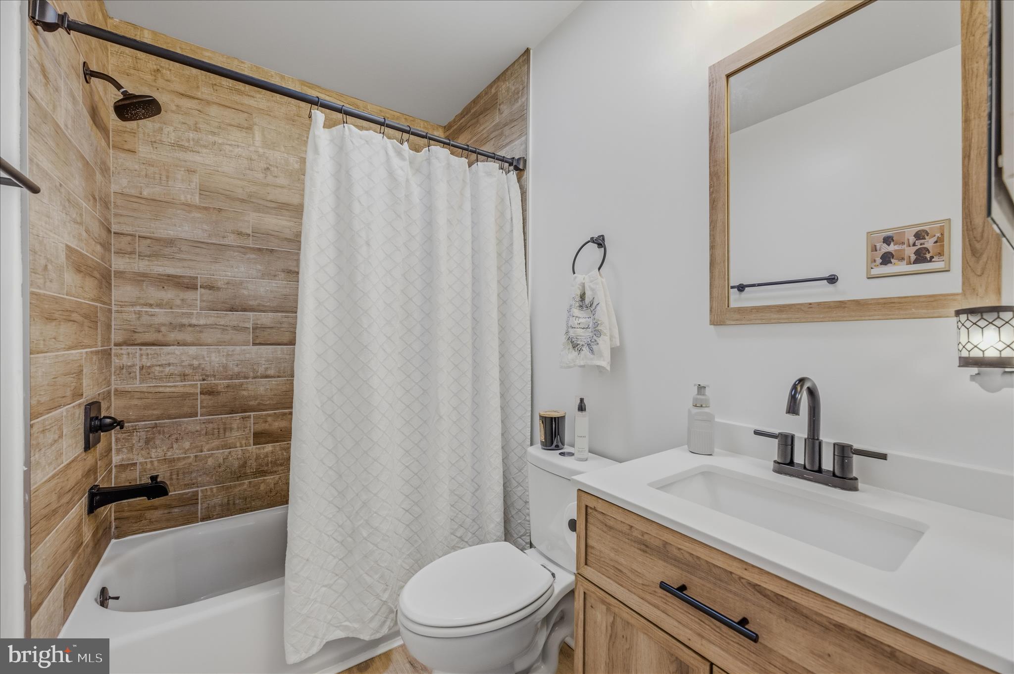 167 Pocahontas Road Front Royal, VA 22630 - Photo 23 of 55 Bathroom