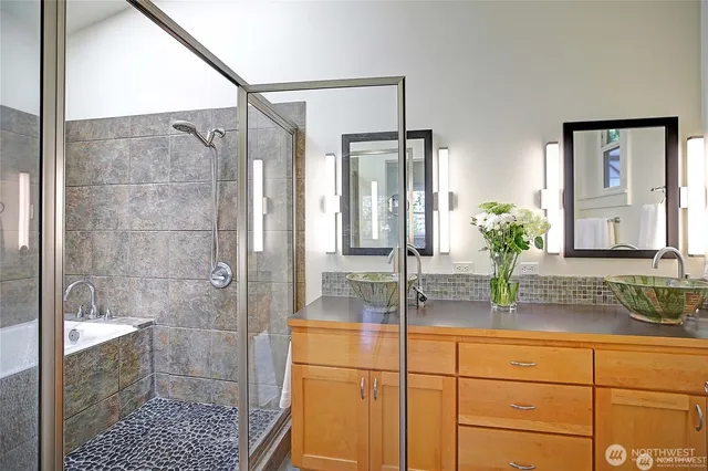 $3,100 | 1577 Arrowhead Beach Road, Camano Island, WA 98282