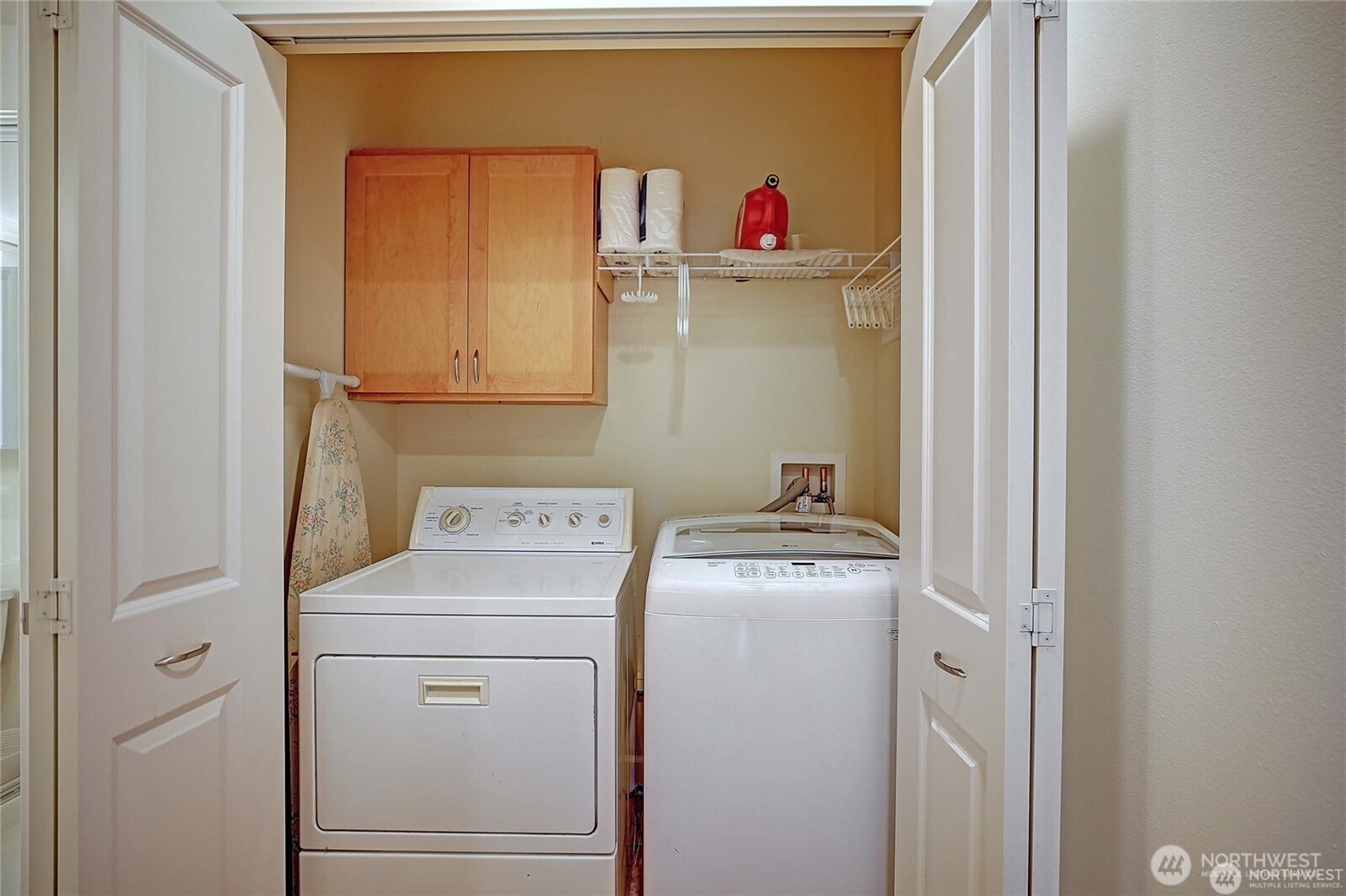 1577 Arrowhead Beach Road Camano Island, WA 98282 - Photo 21 of 37