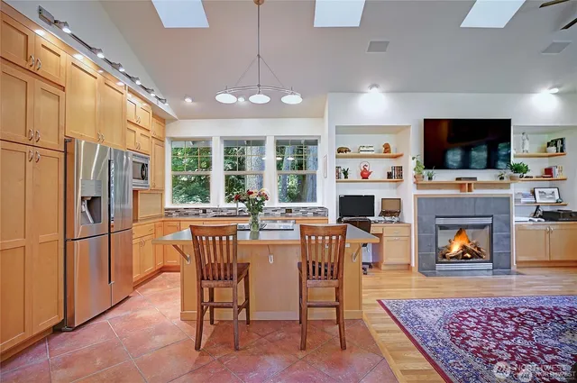 $3,100 | 1577 Arrowhead Beach Road, Camano Island, WA 98282