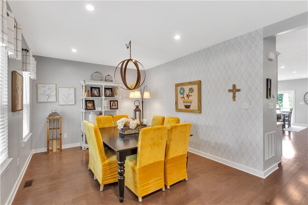 205 Regency Drive Eighty Four, PA 15330 - Photo 9 of 43 a living room with furniture and a clock