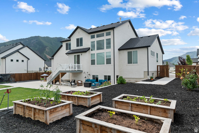 500 North 516th Street West, Unit 19 Mapleton, UT 84664 - Photo 37 of 41 Bring fresh food to the table with fully built garden beds. All landscaping has automated irrigation systems in place, with two extra water spigot lines for easy access.