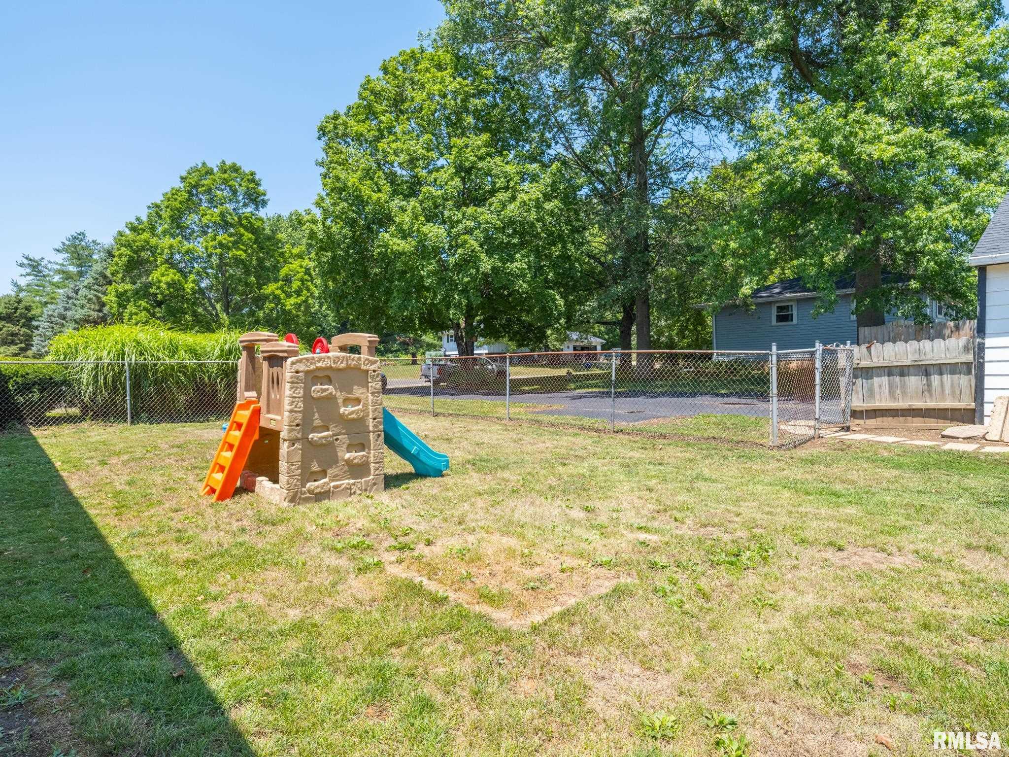 9518 South Robinson Lane Mapleton, IL 61547 - Photo 53 of 56