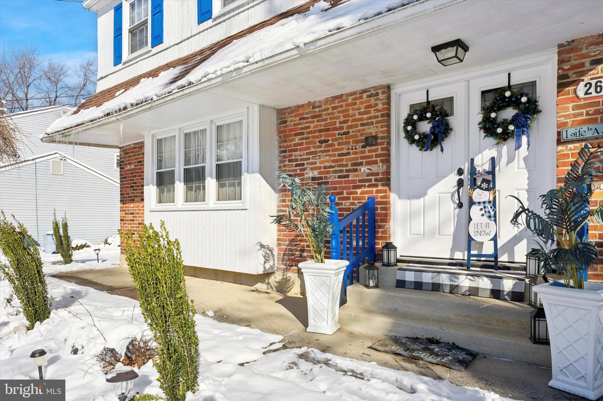 2608 Erial Road Blackwood, NJ 08012 - Photo 4 of 24 a building exterior with furniture