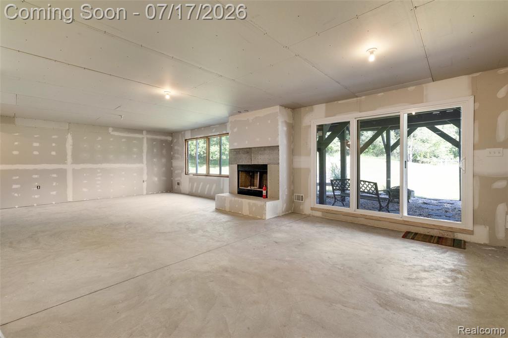8250 Rattalee Lake Road Clarkston, MI 48348 - Photo 46 of 54 Gallery Image 46