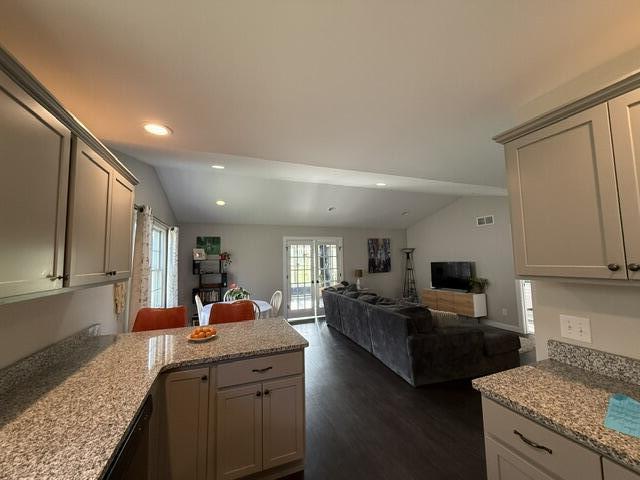 901 9th Street Southwest, Unit 6A De Motte, IN 46310 - Photo 12 of 38 640x480