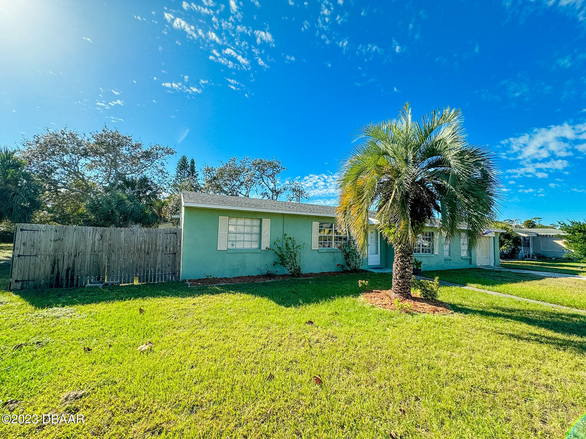 402 North Halifax Drive Ormond Beach, FL 32176 - Photo 17 of 64 Front South