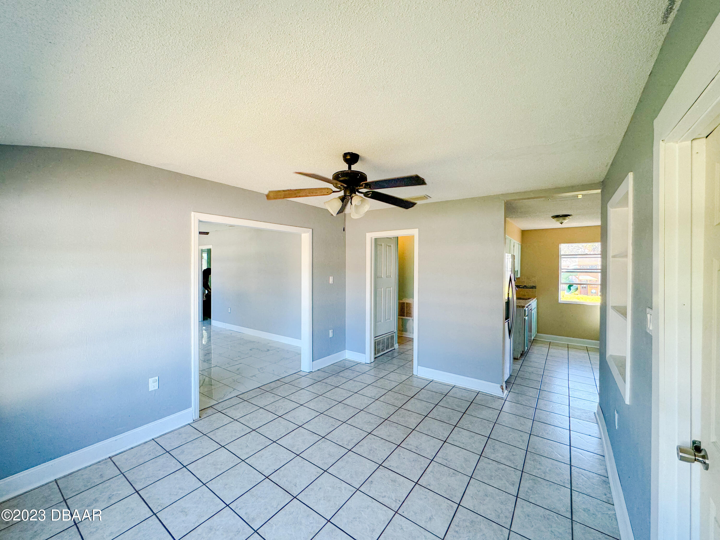 402 North Halifax Drive Ormond Beach, FL 32176 - Photo 35 of 64 Dining Room South West